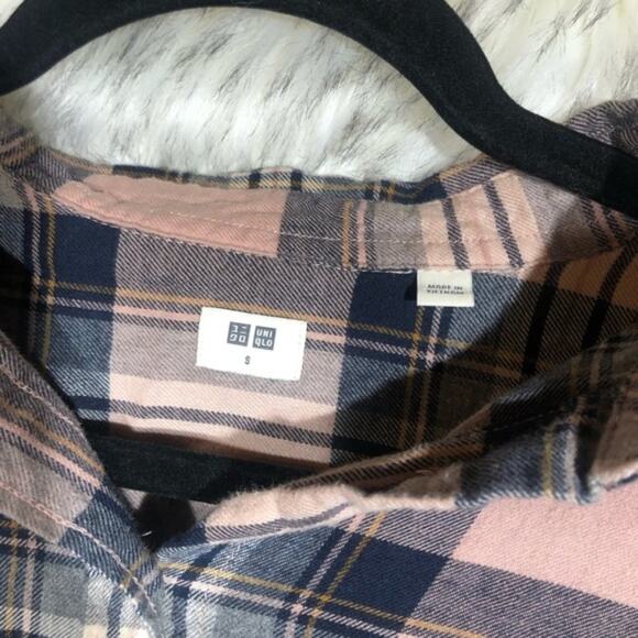 Uniqlo pink & black plaid checkered button down 100% cotton shirt - Picture 6 of 6